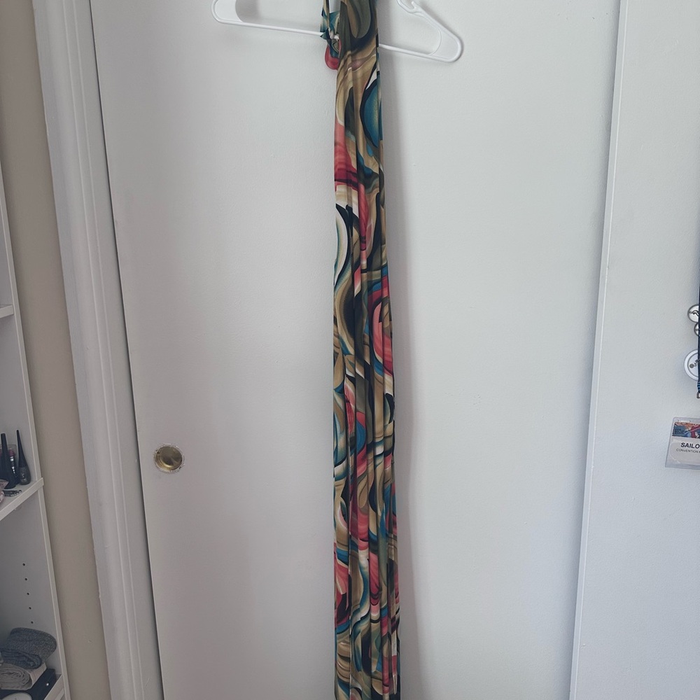 Multicolor Abstract Dress - Picture 2 of 3